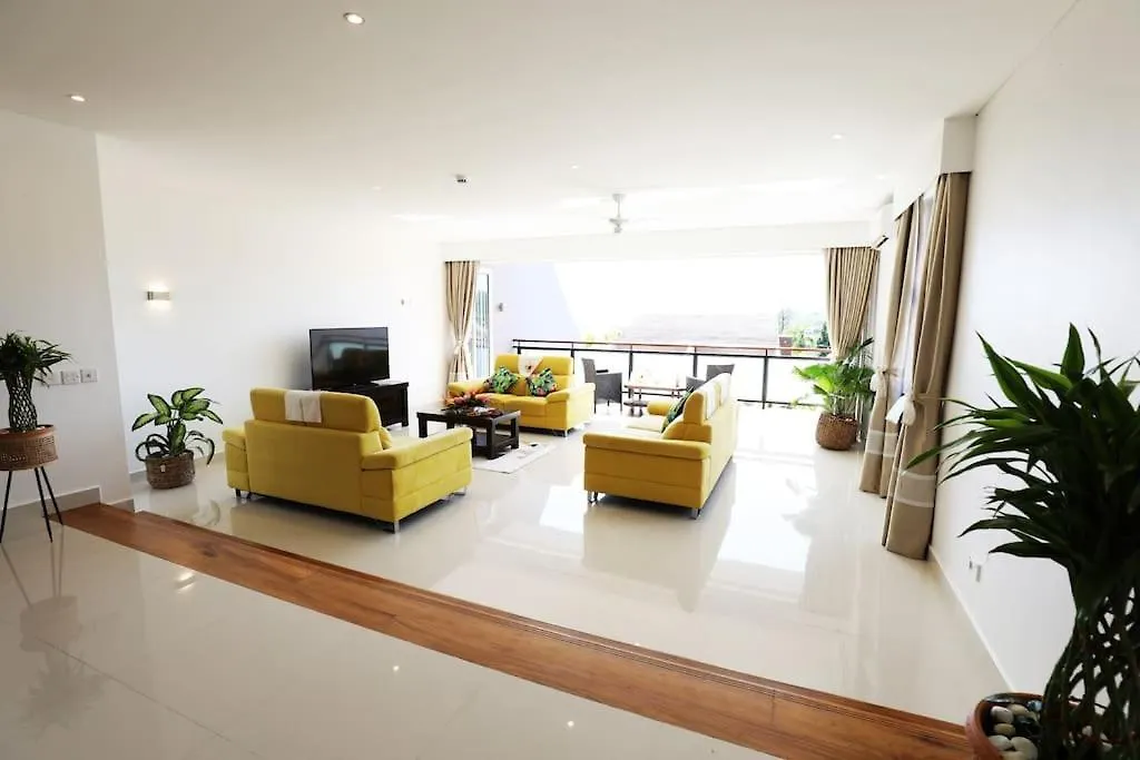 Private Large Vip Bedroom With En Misere Habitación en casa particular